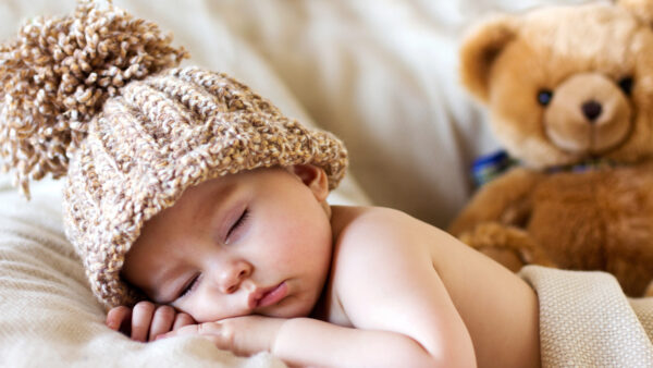 Wallpaper Baby, Cute, Brown, Cap, Woolen, Sleeping, Soft, Bed, Bear, Wearing, Teddy, Background, Knitted