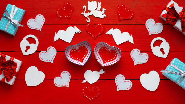 Wallpaper Hearts, Red, White, Table, Day, Mobile, Valentines, Desktop