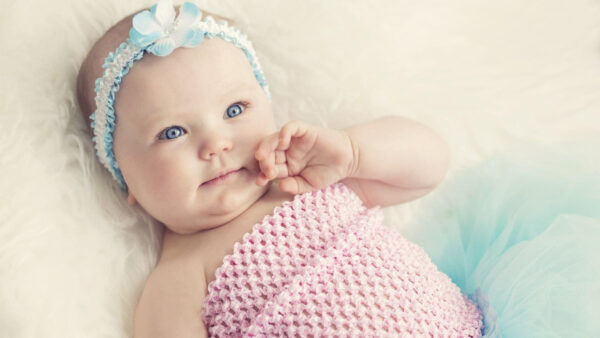 Wallpaper Child, Cute, Wearing, Fur, Grey, Dress, Baby, Woolen, Chubby, Knitted, Pink, Lying, Cloth, Down, Eyes, White