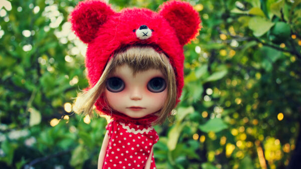 Wallpaper Doll, Cute