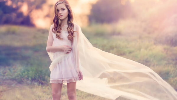 Wallpaper White, Dress, Wearing, Blur, Girl, Background, Standing, Little, Cute