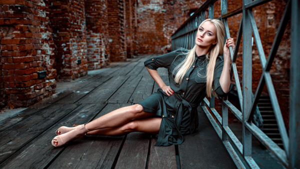 Wallpaper Sitting, Black, Girls, Wood, Bridge, Photo, Model, Blonde, Posing, Wearing, Dress, Girl, For