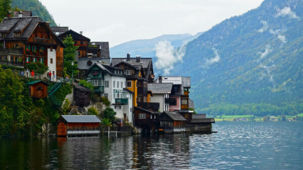 Wallpaper Mobile, Village, Fog, With, Desktop, Mountain, Greenery, Houses, Lake, Nature, Beautiful