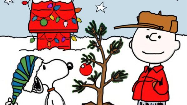 Wallpaper Christmas, Tree, Near, With, Standing, Boy, Snoopy