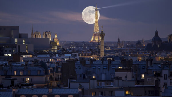 Wallpaper Paris, Background, Eiffel, Full, With, Sky, Tower, And, Moon, Cloudy, Desktop, Travel