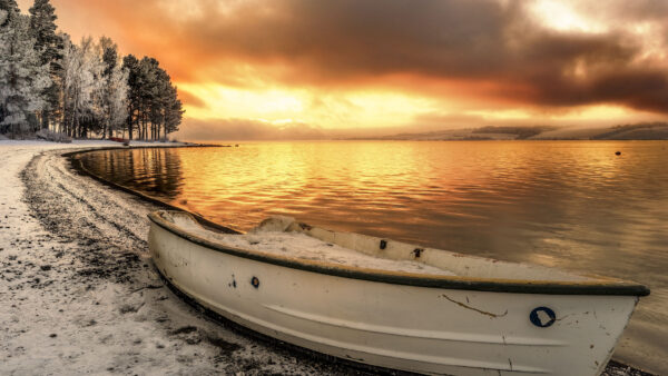Wallpaper Sunset, Cloudy, Sea, Boat, Area, Snow, Nature, Desktop, Sky, Yellow, During, Covered, Black, Under, Shore