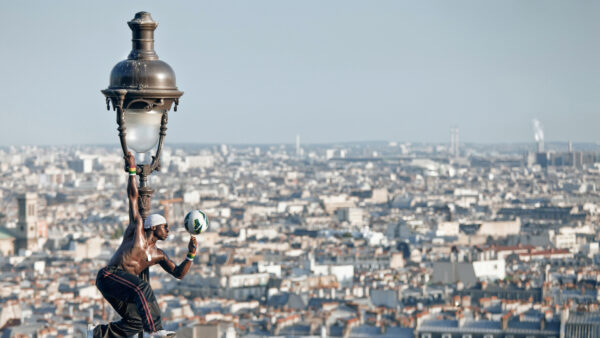 Wallpaper Travel, Top, Soccer, Ball, Hanging, Playing, Iya, Desktop, France, Panorama, Paris, Light, Traore, Lantern