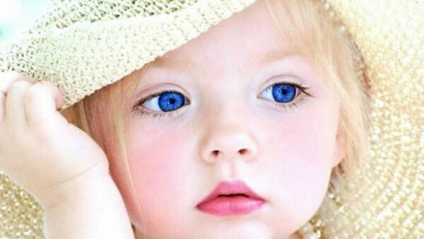 Wallpaper Desktop, Wearing, Eyes, Cap, Closeup, Baby, Blue, Cute, White, Girl, Photo