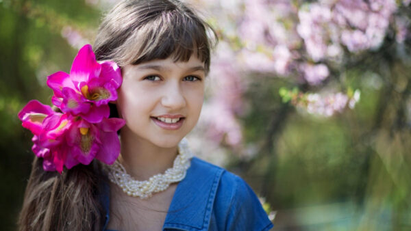 Wallpaper Desktop, With, Blue, Forest, Dress, Bunch, Cute, Blur, Standing, Pink, Girl, Hair, Little, Wearing, Background, Flowers