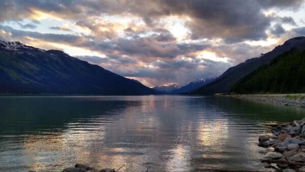 Wallpaper Reflection, Nature, Sky, Fog, River, White, Covered, Between, Clouds, Water, Under, Mountains, Mobile, Beautiful, Desktop, Black