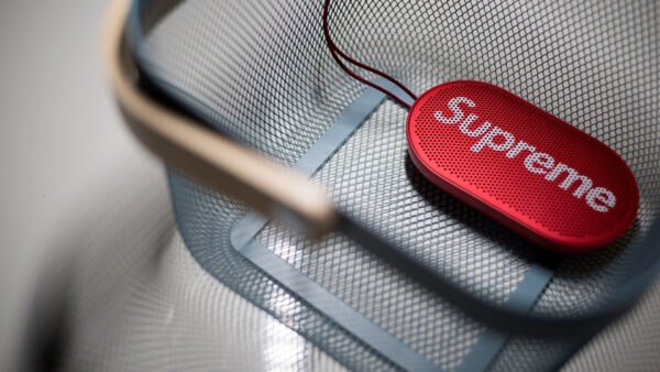 Wallpaper Suitcase, Supreme, Logo, Word, With