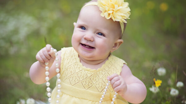 Wallpaper Baby, Cute, Yellow, Blur, Child, Smiley, Beads, Headband, And, Girl, Dress, With, Wearing, Background