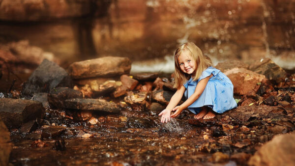 Wallpaper With, Little, Playing, Wearing, Background, Cute, Dress, Blur, Girl, Water, Blue