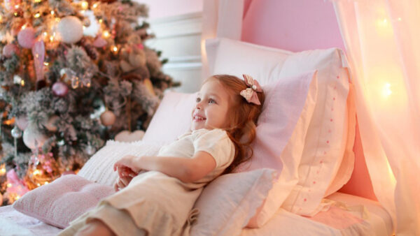 Wallpaper Girl, Smiley, Wearing, Colorful, White, Lights, Lying, Cute, Little, Pillow, Down, Background, Dress