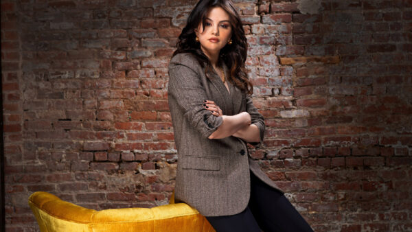 Wallpaper Wearing, Selena, Standing, Girls, WALL, Stone, Background, Brick, Coat, Suit, Singer, American, Gomez