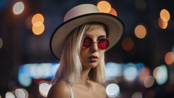 Wallpaper Standing, Big, Girls, Lights, Hat, Colorful, Red, Bokeh, Eyeglass, Model, Background, Girl, And, Wearing