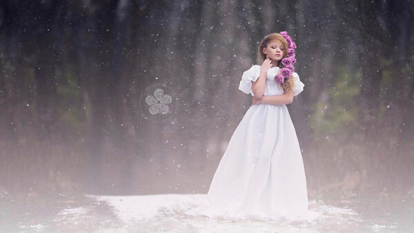 Wallpaper Little, Flowers, White, Falling, Wearing, Head, Snow, Standing, Having, And, Dress, Background, Cute, Girl, Purple