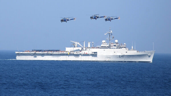 Wallpaper Navy, Flying, Are, Above, Ship, Helicopters