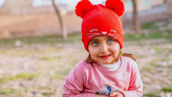 Wallpaper Grey, Wearing, Background, Little, Cap, Dress, Eyes, Cute, Pink, Girl, Desktop, Blur, And, Red, With, Mobile