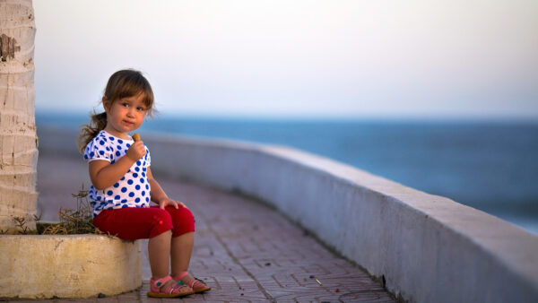 Wallpaper Girl, Pants, Top, White, Cute, Dots, Little, Wearing, And, Blue, Red