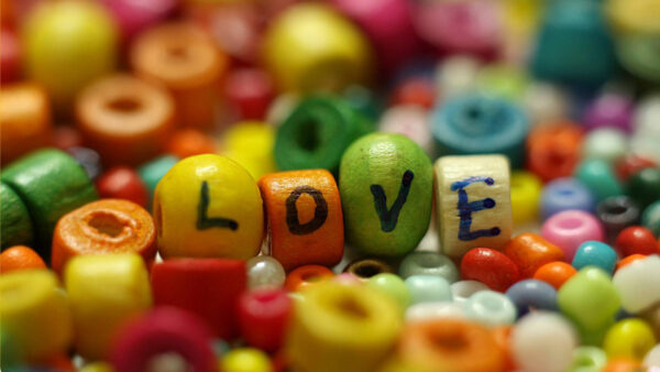 Wallpaper Love, Colorful