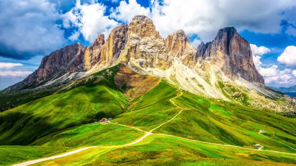 Wallpaper Desktop, Beautiful, Village, White, Covered, Green, Blue, Scenery, Cloudy, Sky, Under, With, Mountains