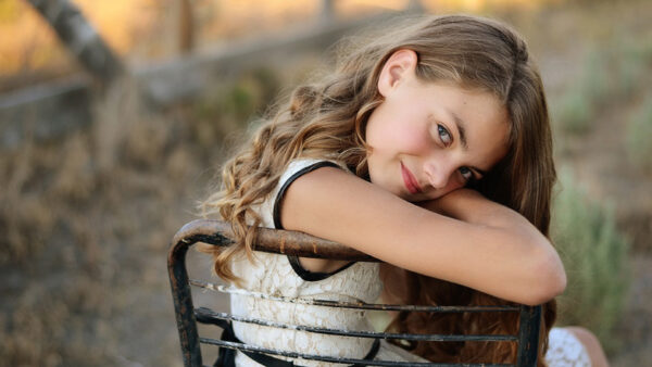 Wallpaper White, Long, Desktop, Chair, Little, Hair, Wearing, Cute, Dress, Sitting, Girl