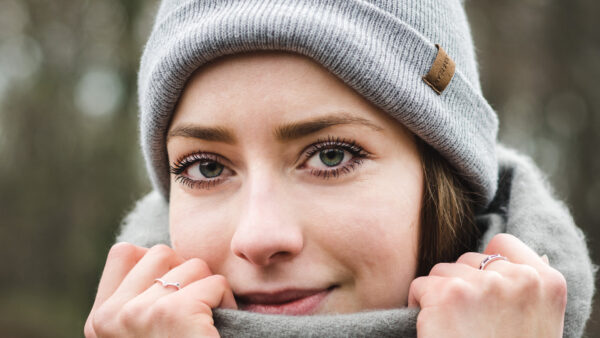 Wallpaper Gray, Eyes, Brunette, Blur, And, Background, With, Hat, Model, Desktop, Girl