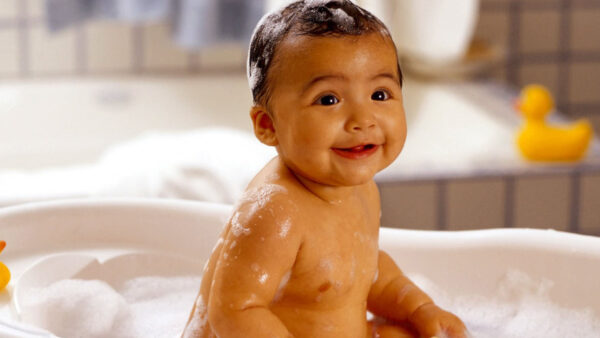 Wallpaper Cute, Bathing, Sitting, Smiling, Baby, Tub, Desktop