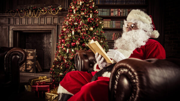 Wallpaper And, Claus, Christmas, Book, Santa, Tree, Sitting, Reading, Sofa, Near, Desktop