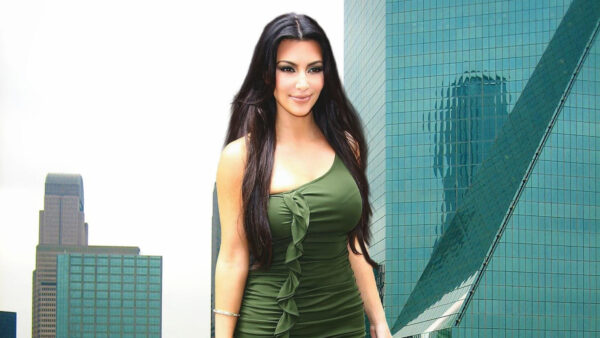 Wallpaper Dress, Standing, Building, Kim, Big, Desktop, Mobile, Wearing, Green, Front, Celebrities, Kardashian