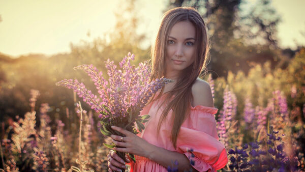 Wallpaper Model, Blur, Background, Flowers, With, Beautiful, Standing, Girl, Pink, Girls, Light, Dress, Wearing