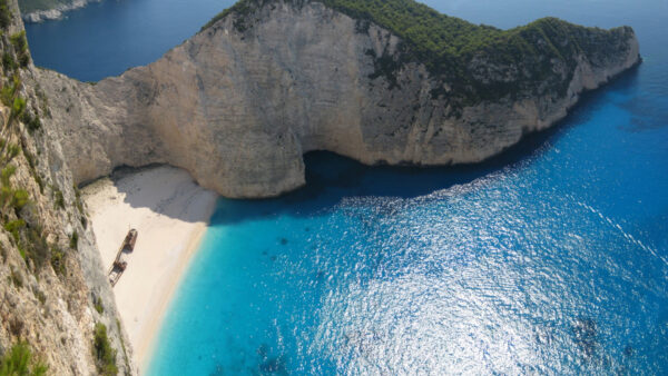 Wallpaper Nature, Rock, Between, Aerial, View, Covered, Mobile, Desktop, Trees, Ocean