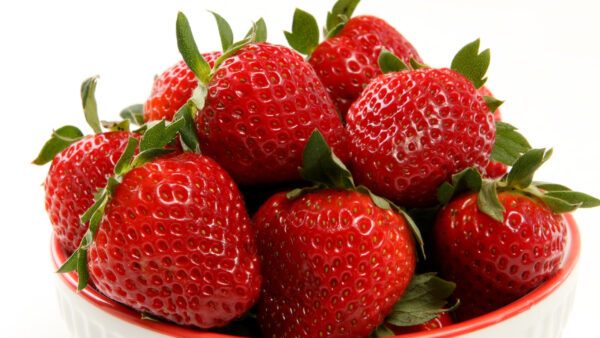 Wallpaper Strawberry, Strawberries, Plate, Background, White, Red
