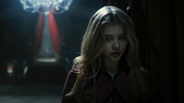 Wallpaper Blur, Moretz, Hair, Chloe, With, Celebrities, Grace, Top, Loose, Desktop, Maroon, Background, Wearing