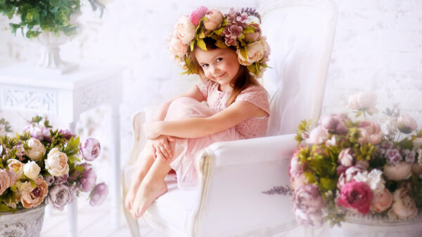 Wallpaper Sitting, Cute, And, Cushion, Light, Dress, Wreath, Smiley, Wearing, Pink, Chair, White, Little, Girl