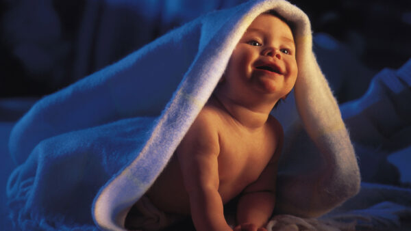 Wallpaper Background, Dark, Under, Cute, Smiling, Towel, White, Sitting, Desktop, Baby