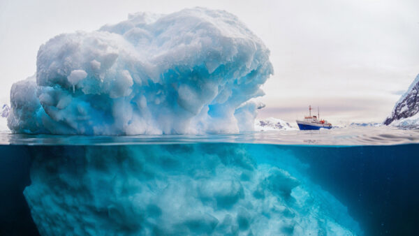 Wallpaper Ocean, Nature, Arctic, Underwater, Ship, Iceberg