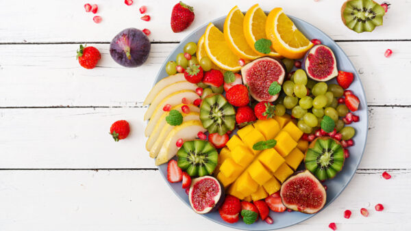 Wallpaper Fig, Strawberry, Grapes, Mango, Kiwi, Berry, Fruit