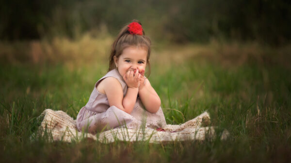 Wallpaper Girl, Cute, Green, Sitting, Field, Grass, Little, Smiley, Middle, Beautiful, Cloth, The