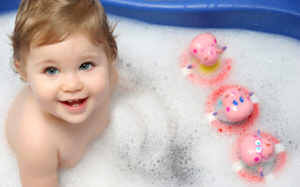 Wallpaper Bath, Cute, Baby