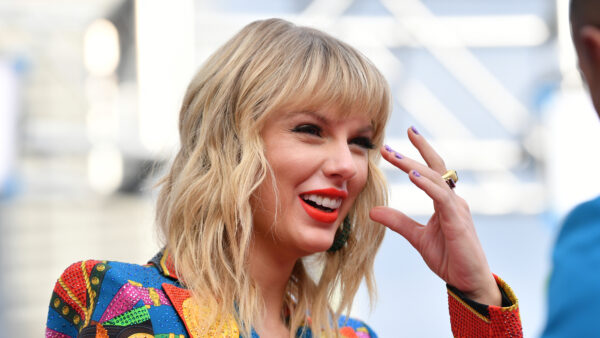 Wallpaper Swift, Lipstick, With, Taylor, Smiling, Desktop, Hair, And, Blonde