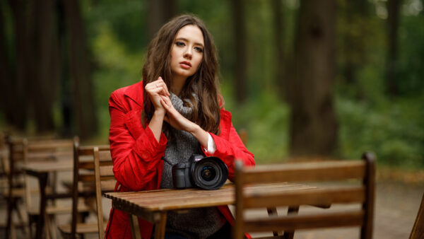 Wallpaper Red, Forest, Bench, Background, Model, Girl, Green, Wood, Sitting, Wearing, Dress, Blur, Girls