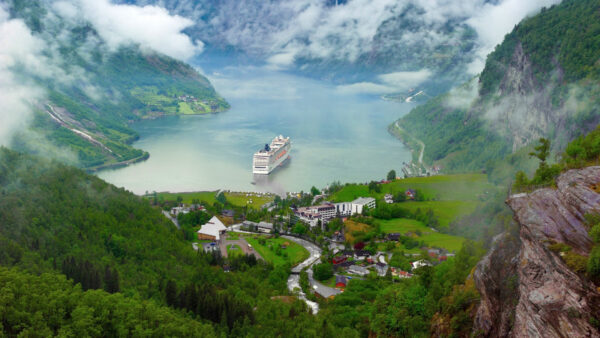 Wallpaper Desktop, Cruise, Around, Aerial, Nature, With, Ship, Clouds, Lake, View, Mountain