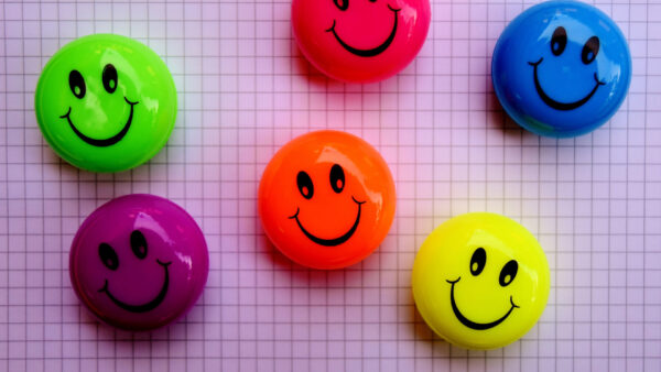 Wallpaper Funny, Emoji, Badges, Colorful, Smiley