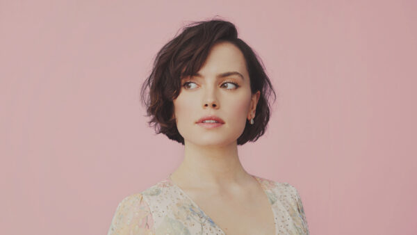 Wallpaper With, Side, Short, Daisy, Background, Brown, Ridley, Desktop, The, Pink, Hair, Seeing