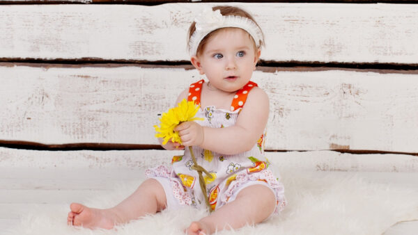 Wallpaper White, Yellow, Headband, Hands, Flower, Girl, Dress, Wearing, Baby, Red, And, Desktop, Cute, Printed, With