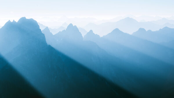 Wallpaper Range, Mountain, Foggy