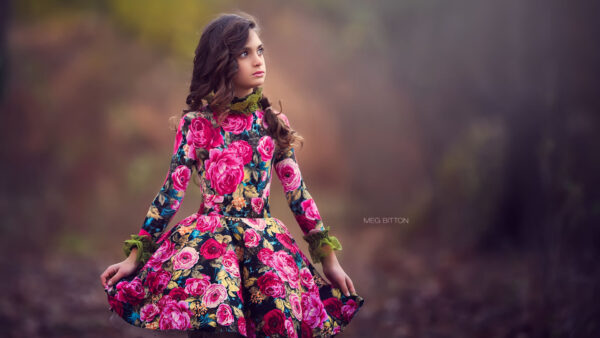 Wallpaper Printed, Girl, Wearing, Blur, Pink, Dress, Little, Background, Flowers, Desktop, Cute