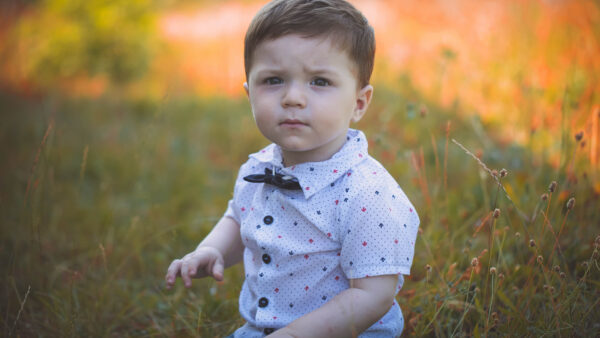 Wallpaper Wearing, White, Dress, Background, Cute, Grass, Sitting, Blur, Baby, Boy